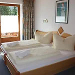 Sattelkopf Casa de hóspedes Sankt Anton am Arlberg
